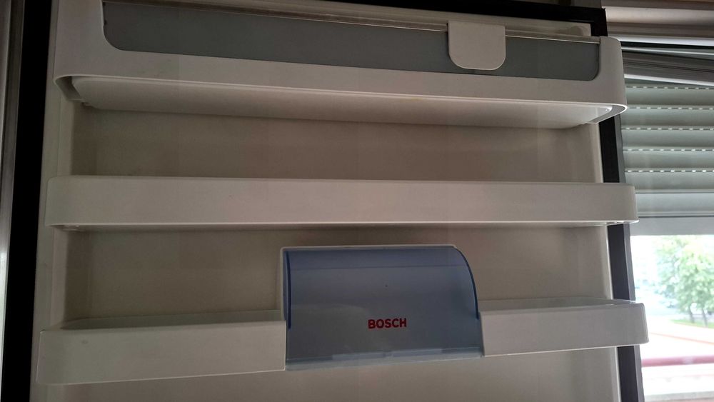 Gavetas e Prateleiras Combinado Bosch