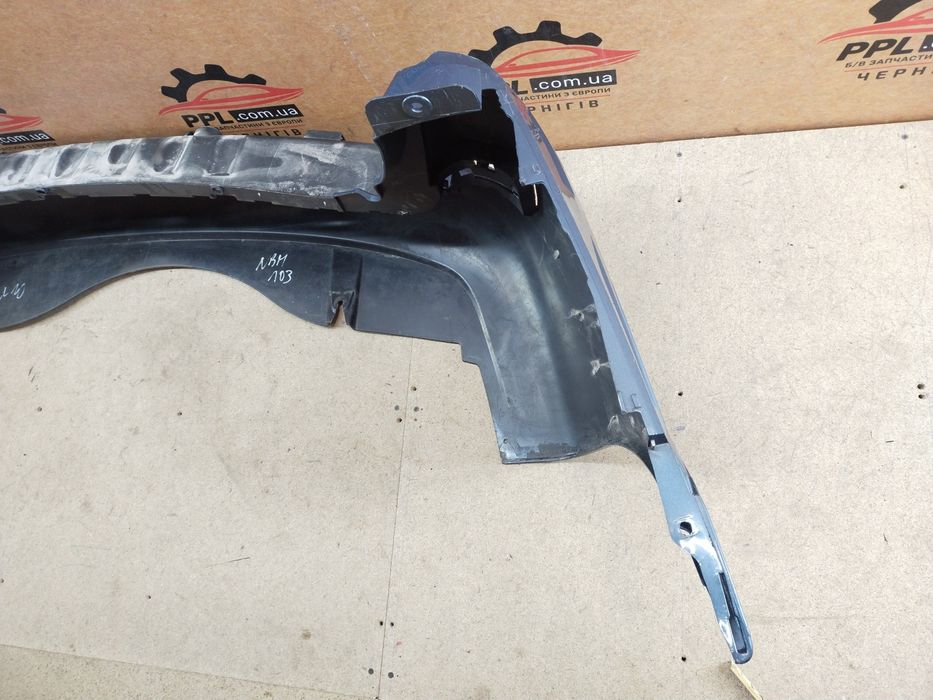 Peugeot 807 2002-2014 Citroen C8 бампер задний SEVEL