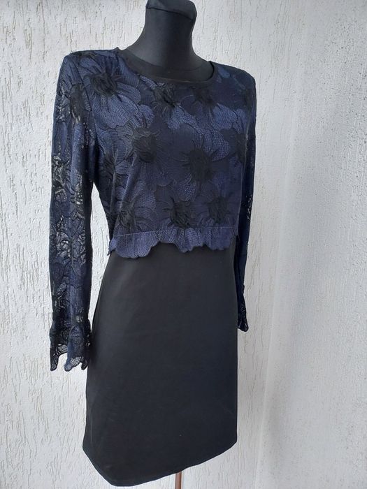 Sukienka koktajlowa w roz M/L.
