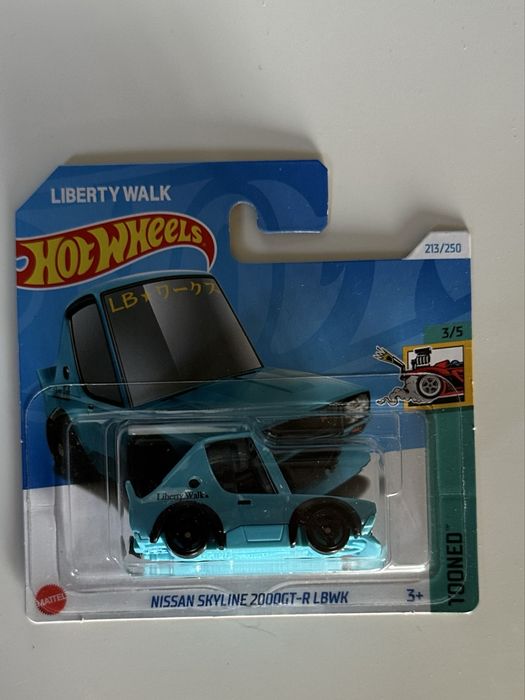 Hot Wheels Nissan 2000GT-R LBWK Tooned