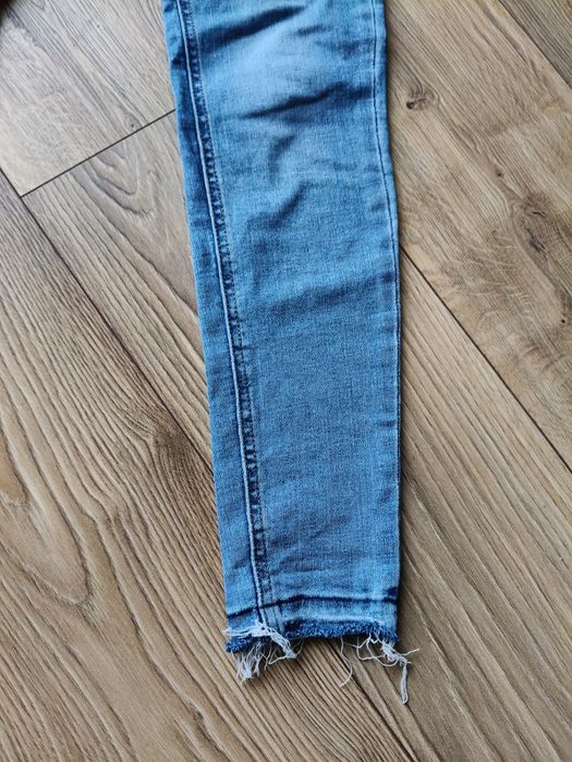 Używane spodnie MNG rozm 34