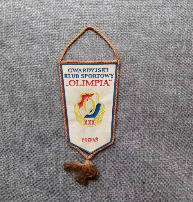 Olimpia Poznań - proporczyk klubu, piłka nożna, PRL