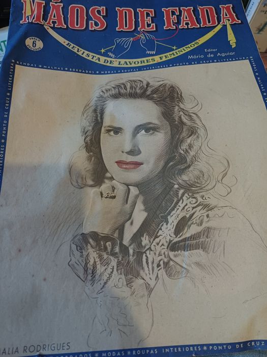 Mãos de fada- bordados capa amalia Rodrigues