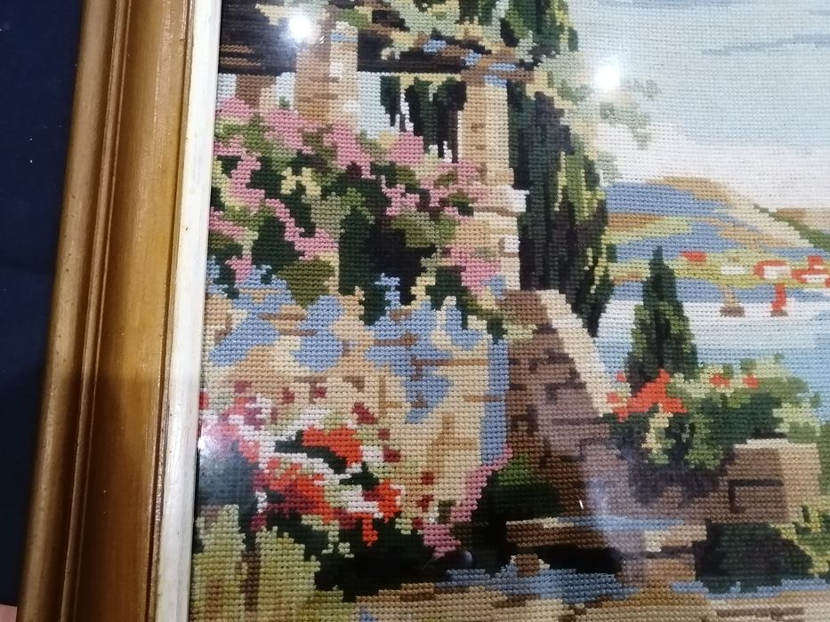 Quadro antigo em ponto de cruz