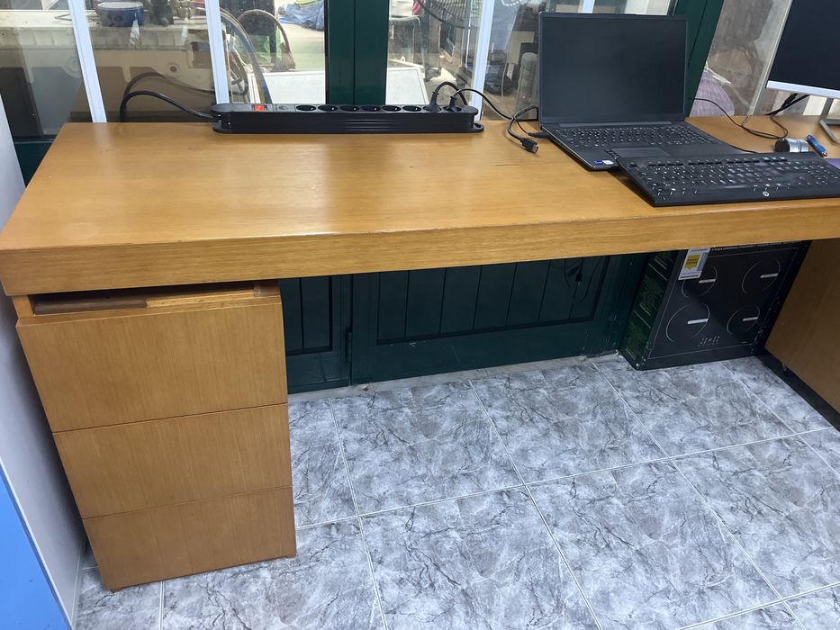 Secretaria grande madeira maciça 2,5 m
