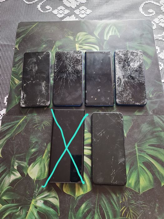 Telefony Samsung i Honor na części