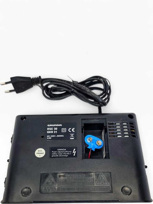 Rádio Despertador GRUNDIG KSC 30 / GKR 31 – FM • Snooze • Dimmer