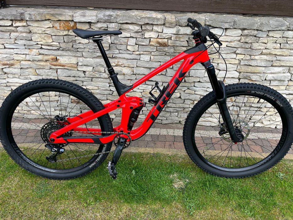 rower trek slash 7 czerwony