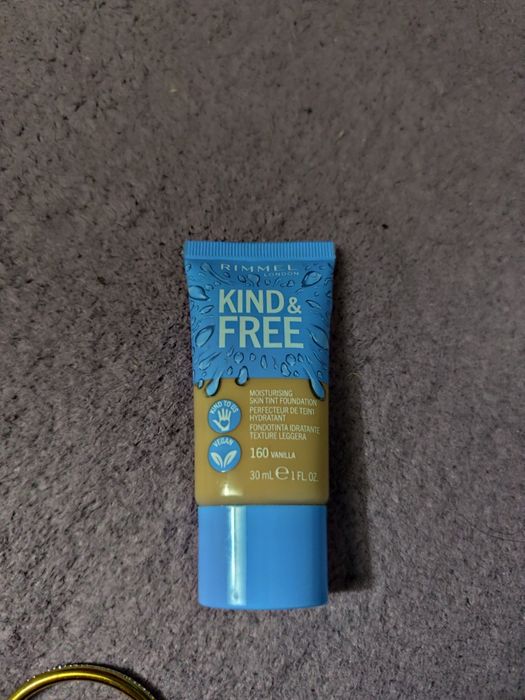 Podkład Rimmel Kind&Free 30 ml