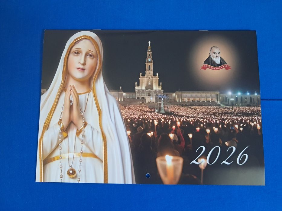 5 Kalendarzy religijnych - 4 Śladami Ojca Pio i 1 Jak czytać katedrę
