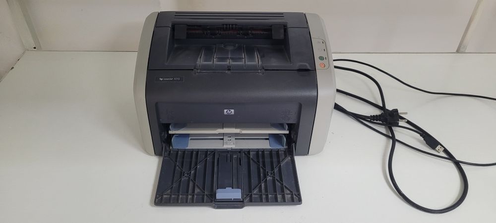 Принтер Hp laserjet 1010