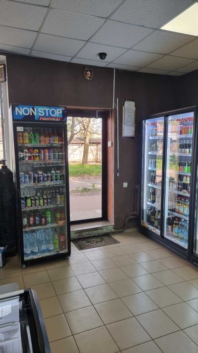 Продам комерційне приміщення  64 м.2  по вул. Волковича 15