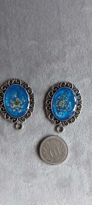 Wisiorek lub zestaw kolczyków