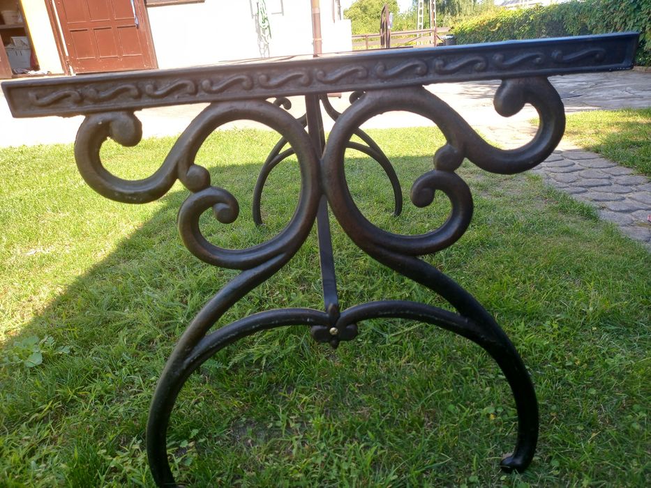 Stół ogrodowy drewniano - zeliwny