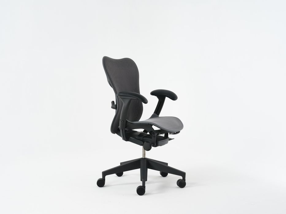 Cadeira Herman Miller modelo Mirra 2 full options