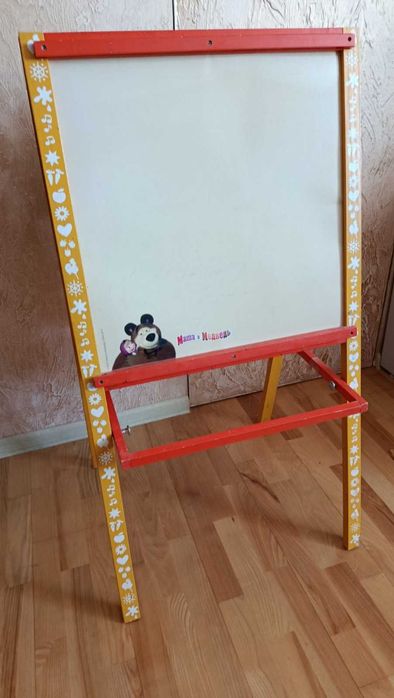 Детский мольберт для рисования