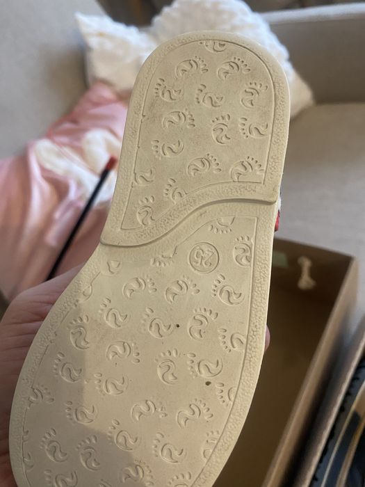 Buty zimowe i kapcie dzieciece