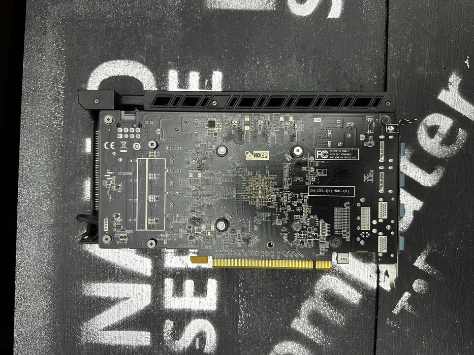 Ігрова відео карта Sapphire Nitro RX470 4GB потужна ,ідеал