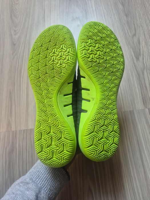 Професійні футзалки Nike Mercurial