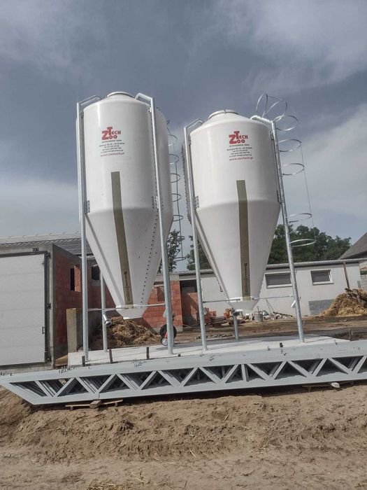 Silos paszowy poliestrowy SIV 8m3; 4,8t zbiornik na paszę z włókna szk