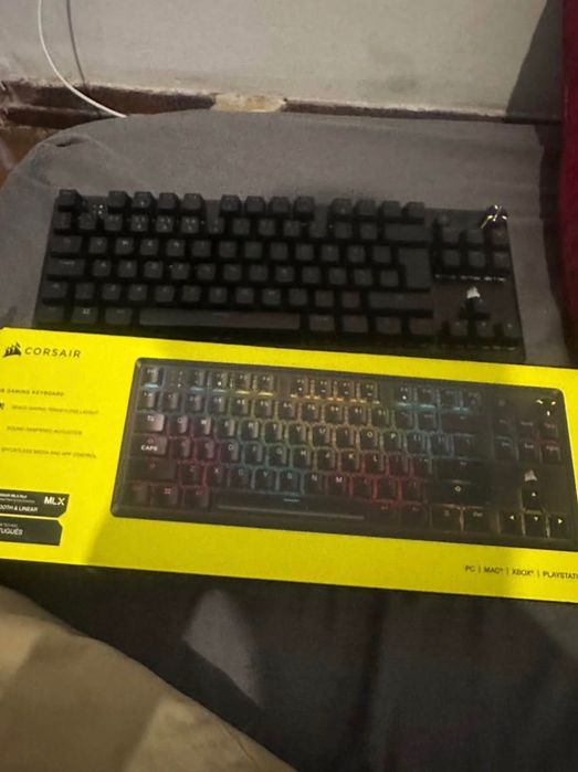 Teclado mecânico511273767032606721