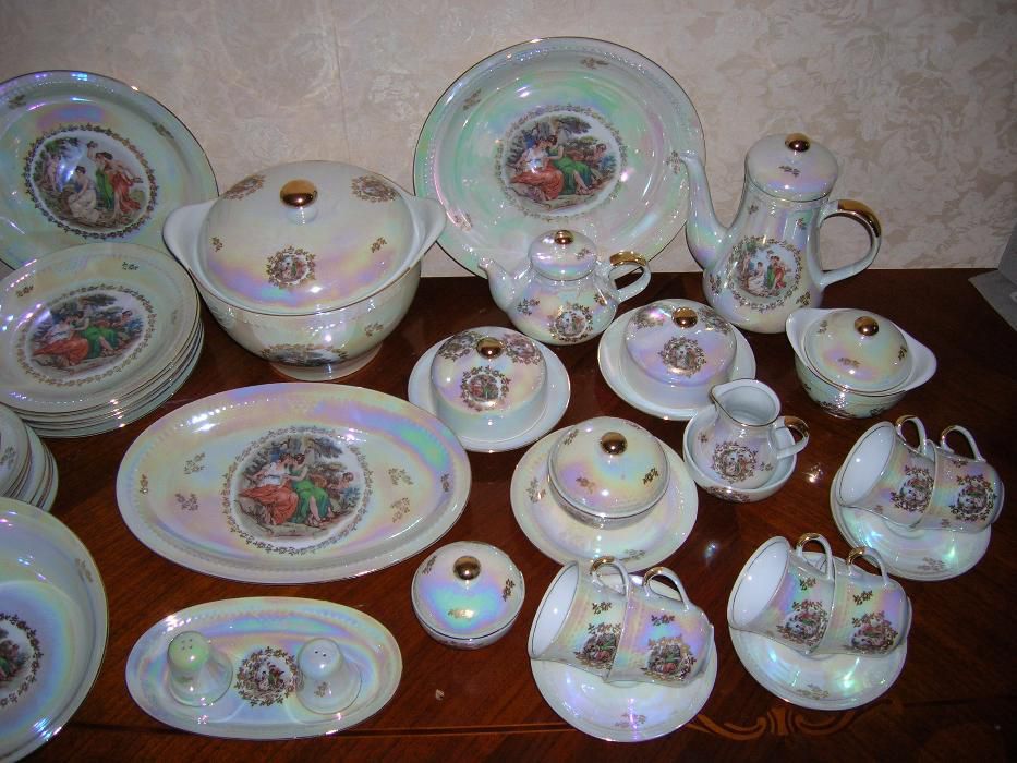 НОВЫЙ! ОРИГИНАЛ! Сервиз Мадонна ГДР времен СССР столовый и чайный