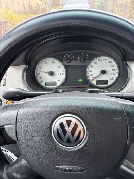 Volkswagen pointer 2006 года