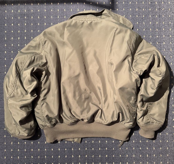 Kurtka zimowa CWU 45 Alpha Industries zielona ciepła, polecam stan bdb