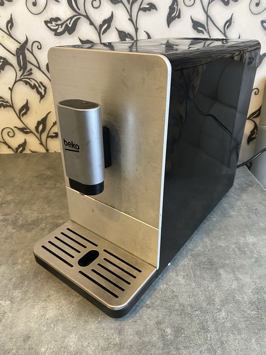 Кавомашина Beko ceg 5301x