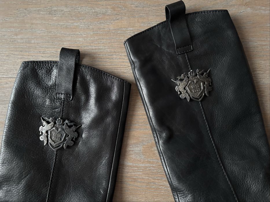 Givenchy czarne skórzane kozaki 35