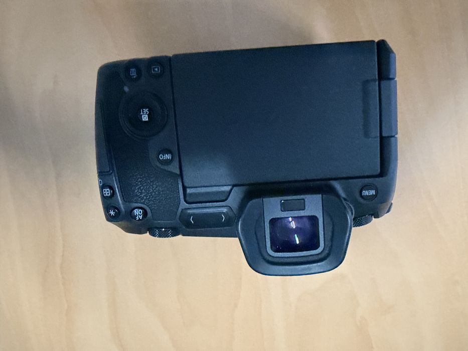 Canon EOS R – Corpo | Excelente Estado | €950
