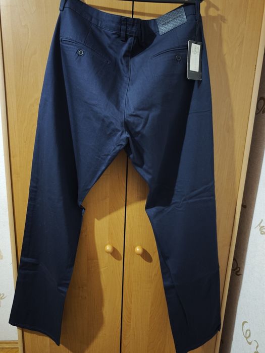 Чоловічі штани Bottega Veneta .