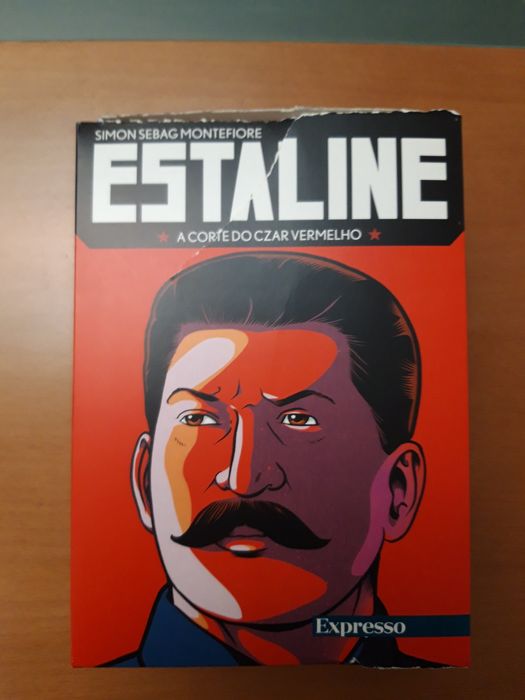 Colecção "Estaline: A Corte do Czar Vermelho" do Expresso