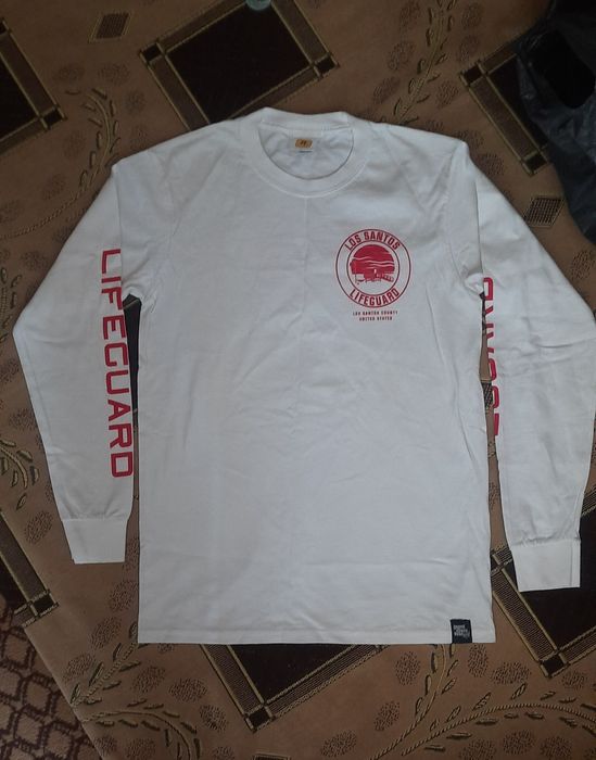 Біла тоненька кофта для хлопчика