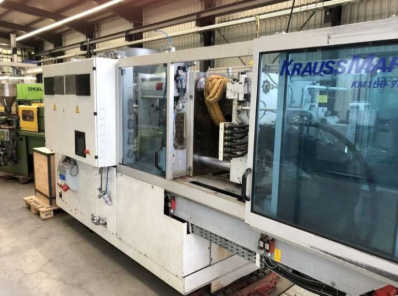 Лиття пластмасс пластикових виробів шприц пресс форма ТПА у Львів