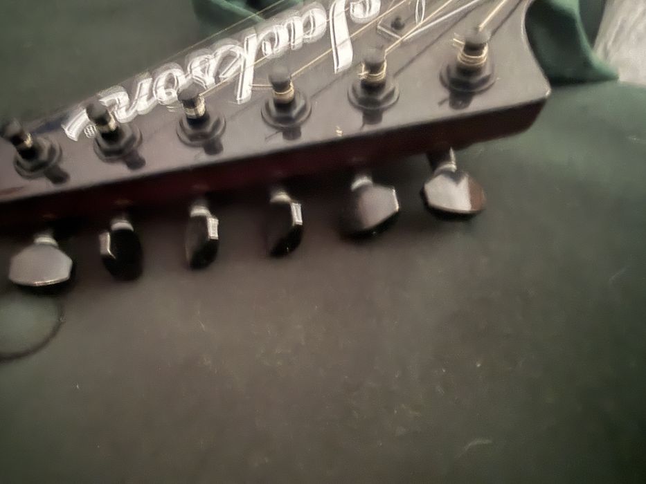 Gitara jackson demmelition