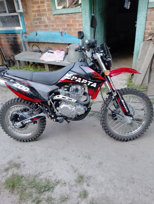Продам мотоцикол Sparta Kross SD 200 майже новий в ідеальному стані