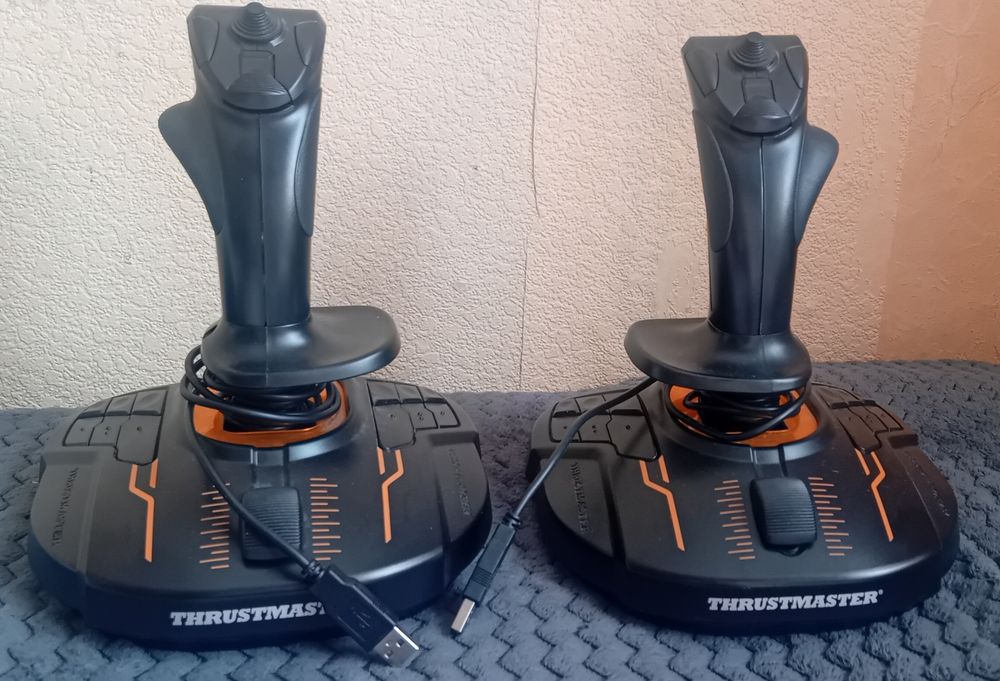 joysticki Thrustmaster T.16000M