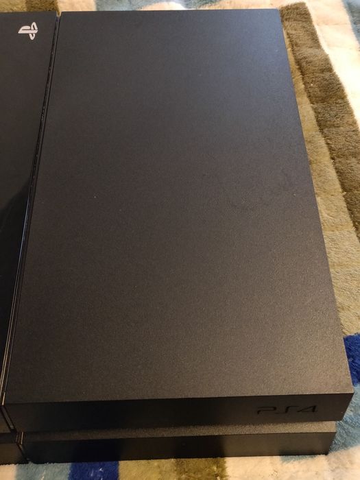 Продам ps4 fat 1 Тб (П.з. 10.01)