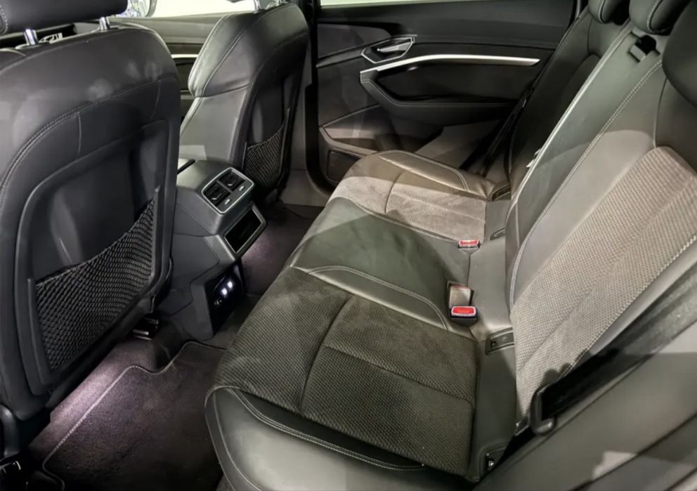 Audi  E-Tron 50 quattro Sportback S Line — photo 4