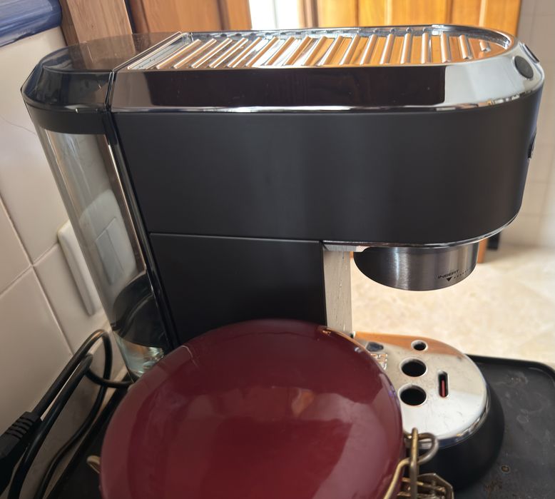 DeLonghi Dedica EC685.BK – 1 mês de uso e garantia
