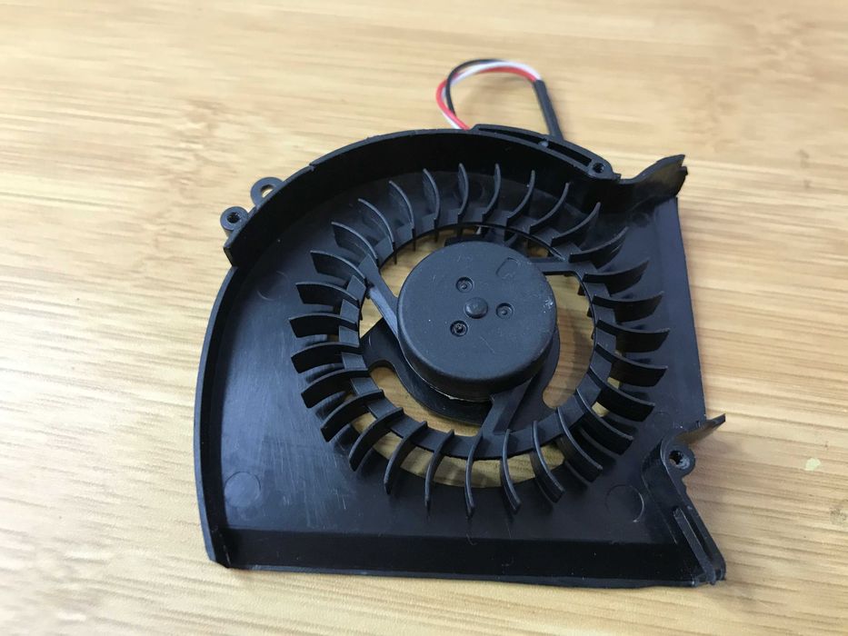 Кулер для ноутбука SAMSUNG r540 rv510 r528 новый