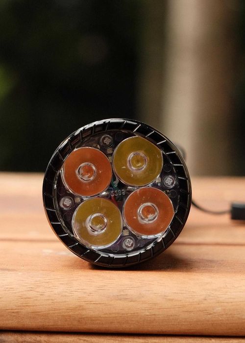 Latarka Fireflylite FFL E04 Surge - custom build