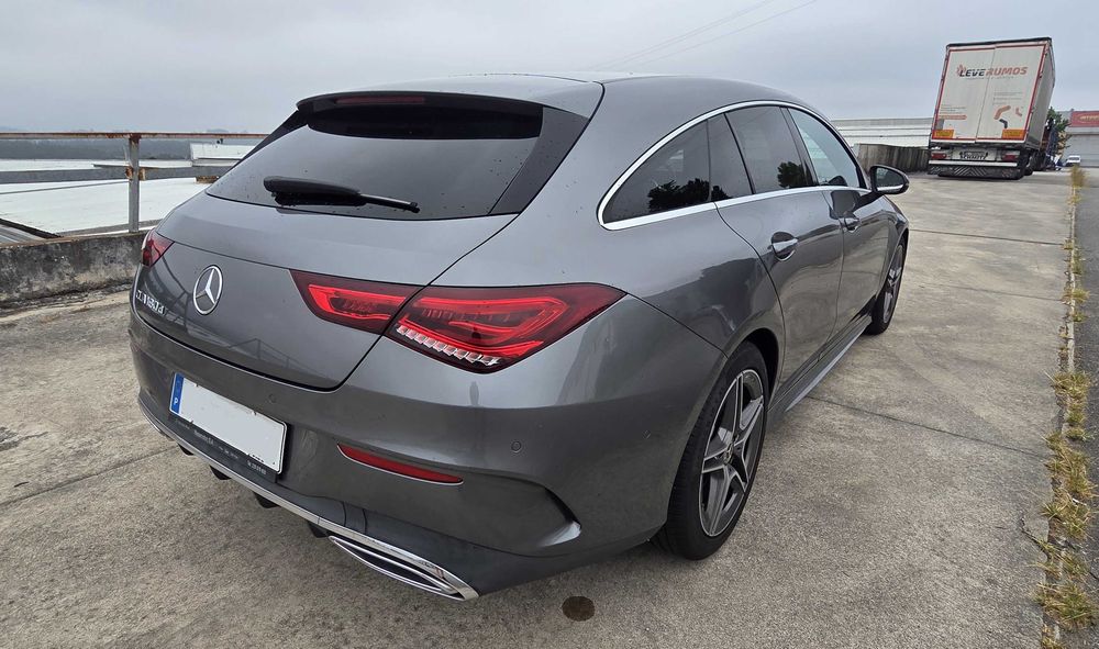 Mercedes-Benz CLA 180d  AMG Line | IVA Dedutível