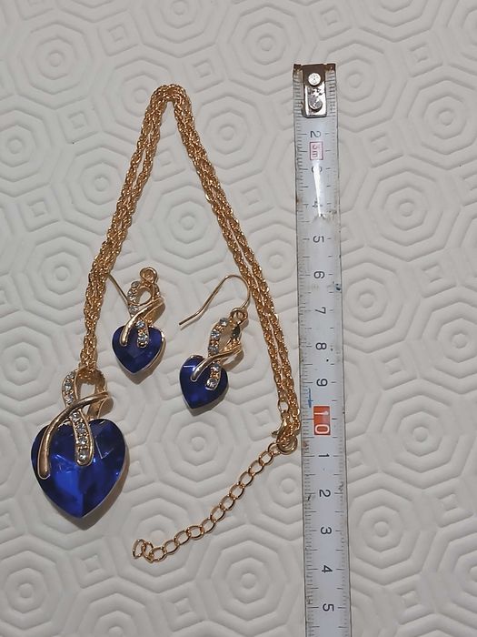 Conjunto de colar e brincos