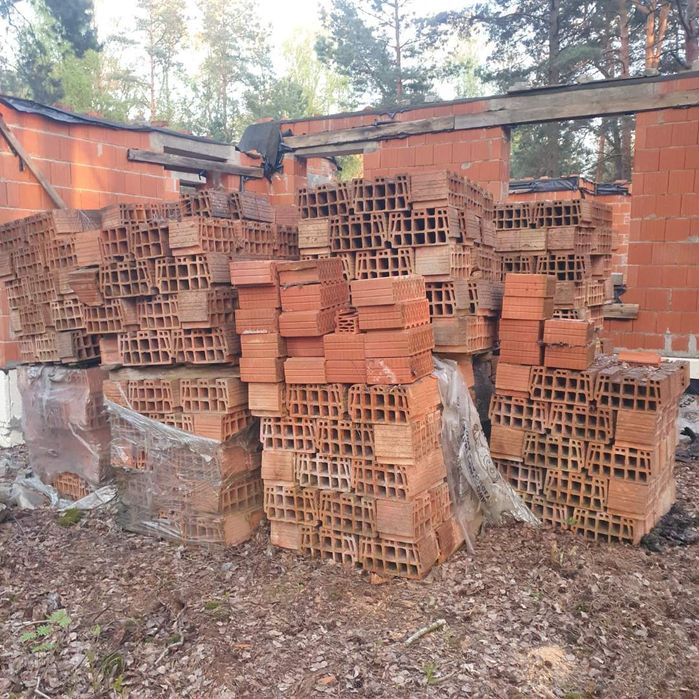 Belki stropowe, pustaki stropowe ceramiczne z budowy