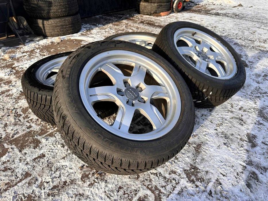 Koła aluminiowe Audi 7,5Jx17 ET 28 5x112 56,6mm opony 225/50/17 Dunlop