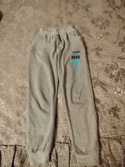 Штани на флісі ( розмір7-9 років)