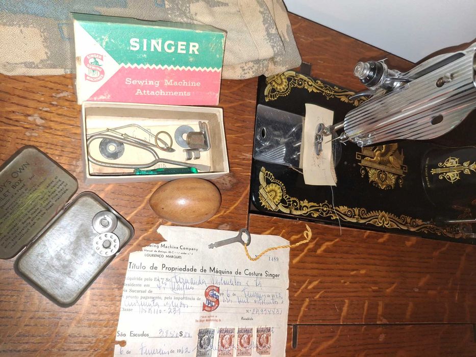 Máquina de costura SINGER 1962