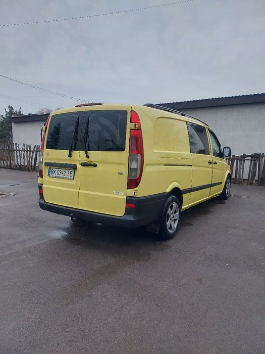 Мерседес Віто Mercedes Vito